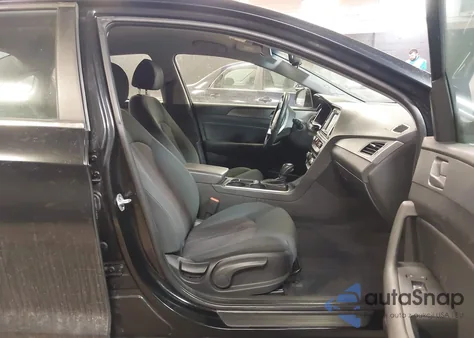 2018 Hyundai Sonata Sel z USA, uszkodzony, nr VIN 5NPE34AF5JH656903